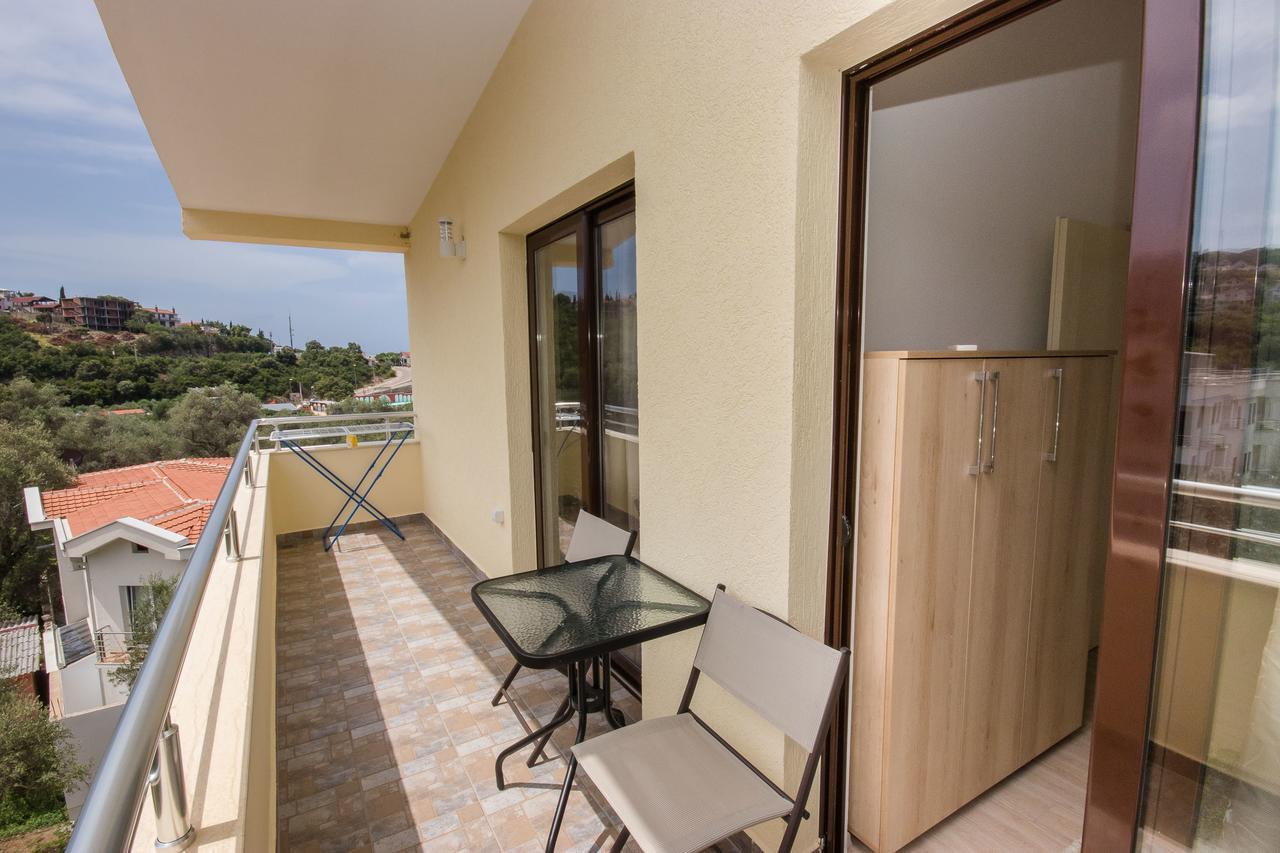 Apartment Val Maslina